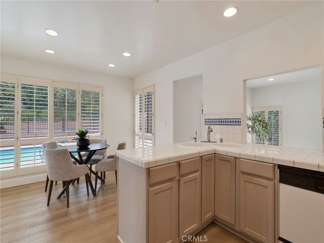 22649 Town Crier Road, Calabasas, CA 91302