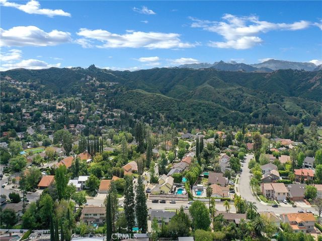 22649 Town Crier Road, Calabasas, CA 91302