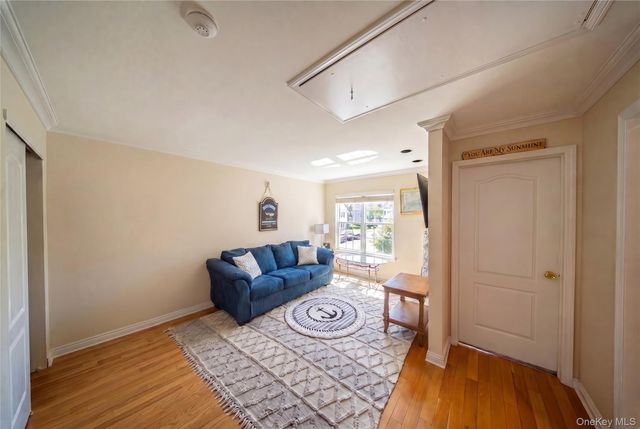 56 Leeward Court, Port Jefferson, NY 11777