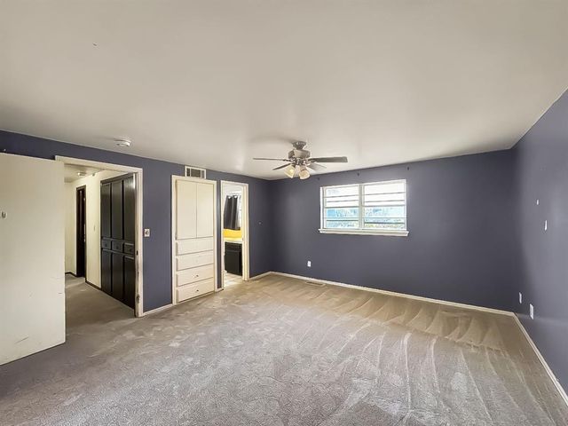 744 Kingston Drive, Yukon, OK 73099