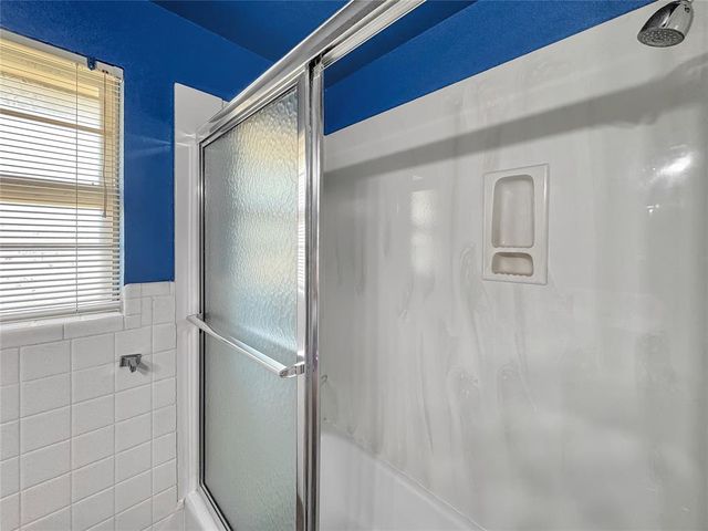 744 Kingston Drive, Yukon, OK 73099