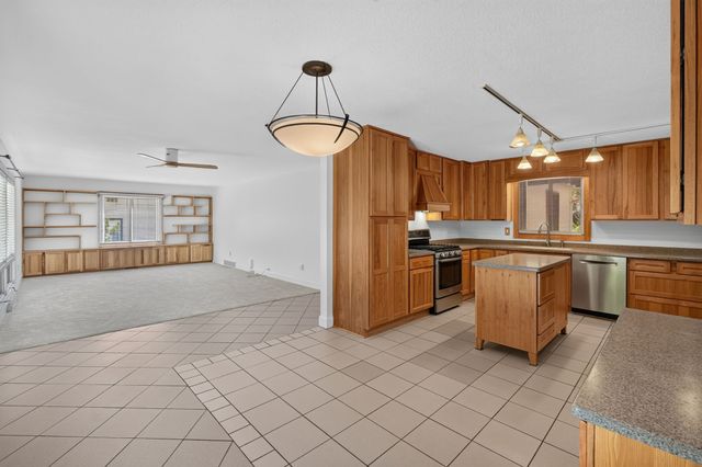 4919 SW 15th Street, Des Moines, IA 50315