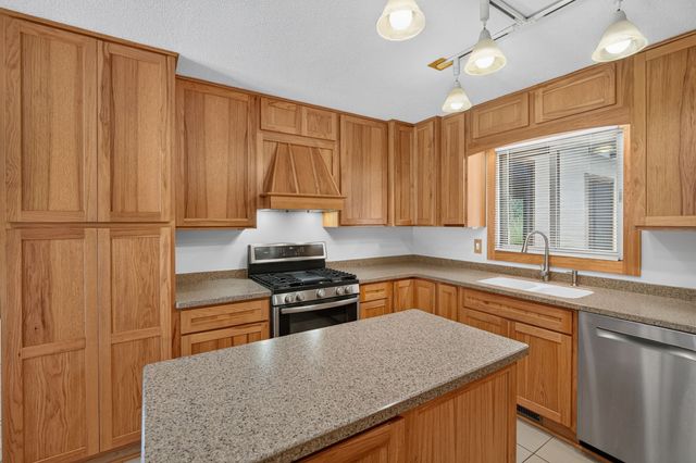 4919 SW 15th Street, Des Moines, IA 50315