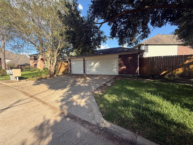 18326 Fern Trail Court, Houston, TX 77084