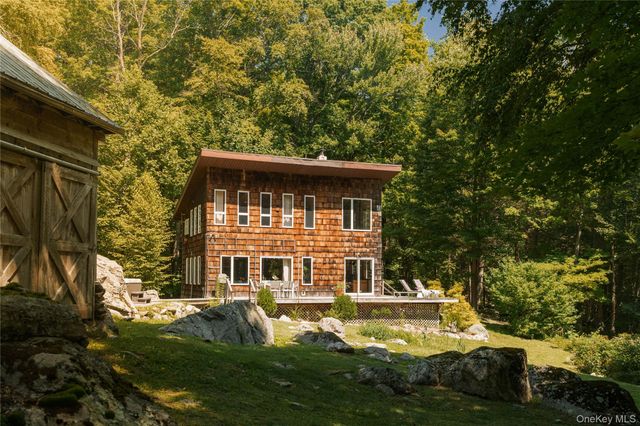 238 Rushmore Road, Stormville, NY 12582