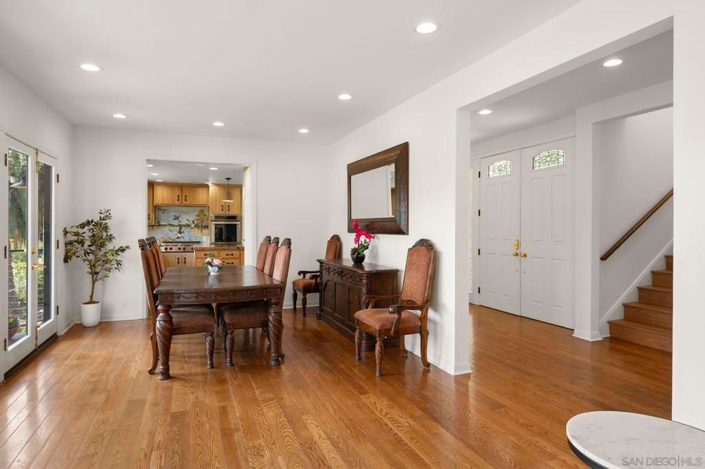 Image 8 of property listing at 1052 N Kenter Ave, Los Angeles, CA 90049