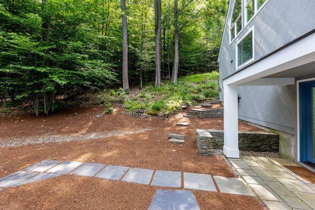 26 Low Road, Hanover, NH 03755