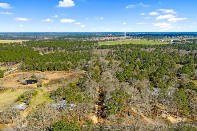 27760 Northcutt Lane, Robertsdale, AL 36567