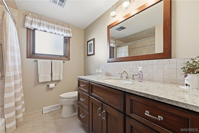 202 Barbados Drive, Cheektowaga, NY 14227