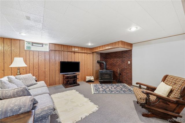 202 Barbados Drive, Cheektowaga, NY 14227