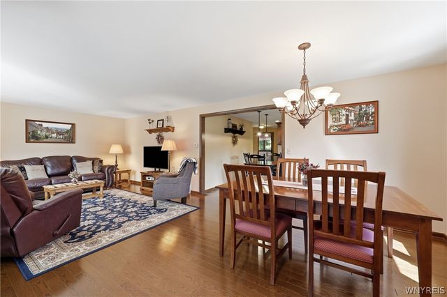 202 Barbados Drive, Cheektowaga, NY 14227