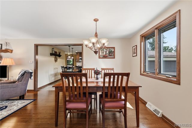 202 Barbados Drive, Cheektowaga, NY 14227