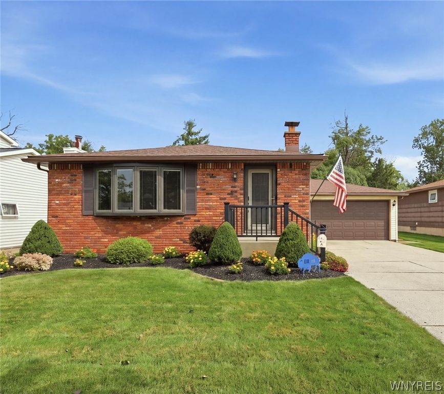 202 Barbados Drive, Cheektowaga, NY 14227