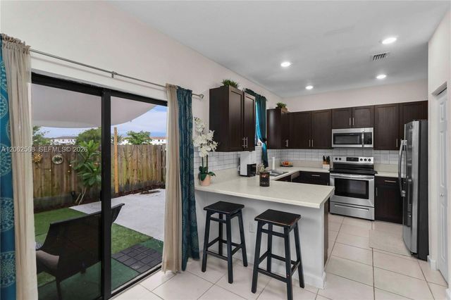 12758 SW 230th St, Miami, FL 33170