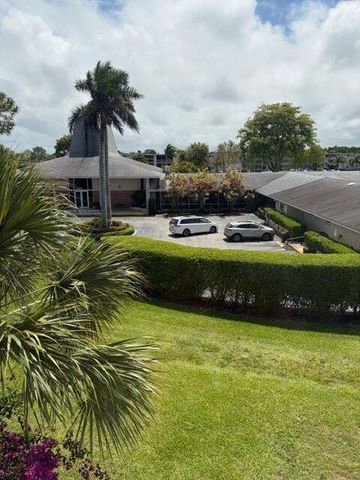 2562 Garden Drive N 305, Lake Worth, FL 33461