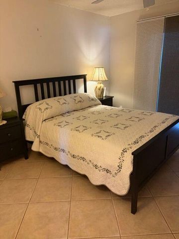 2562 Garden Drive N 305, Lake Worth, FL 33461