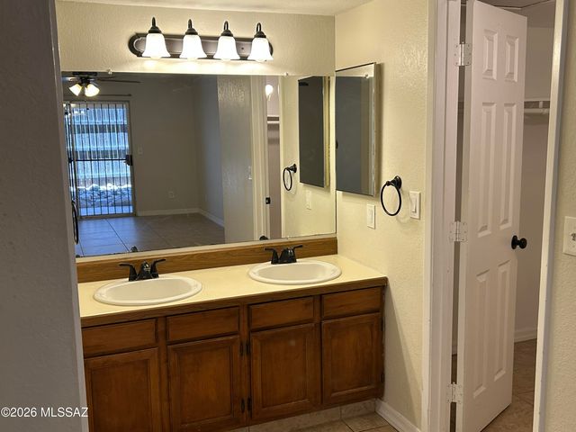 4684 N Woodside Drive, Tucson, AZ 85705
