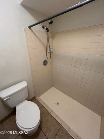 4684 N Woodside Drive, Tucson, AZ 85705