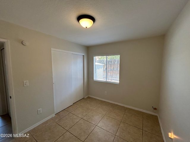 4684 N Woodside Drive, Tucson, AZ 85705