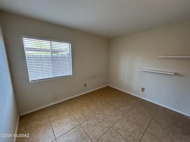 4684 N Woodside Drive, Tucson, AZ 85705