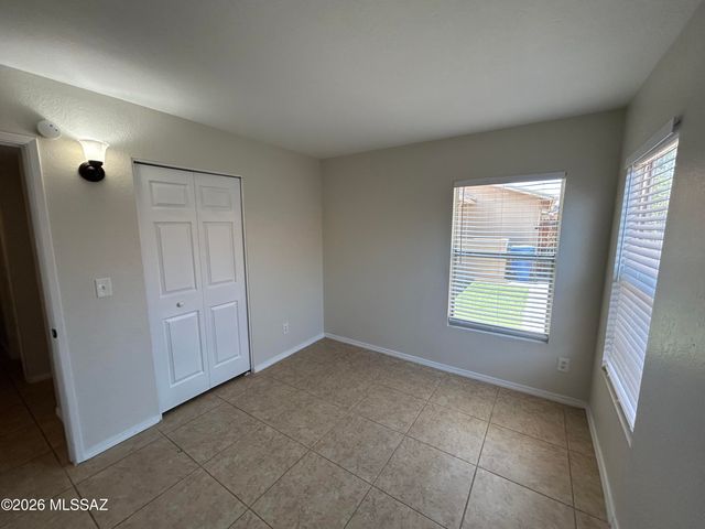 4684 N Woodside Drive, Tucson, AZ 85705