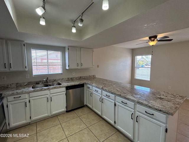 4684 N Woodside Drive, Tucson, AZ 85705