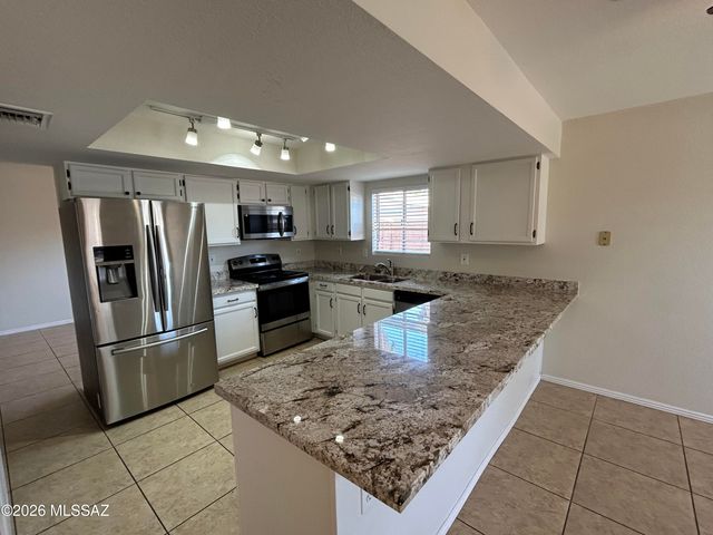 4684 N Woodside Drive, Tucson, AZ 85705