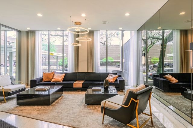 1255 N Sandburg Terrace 2606E, Chicago, IL 60610