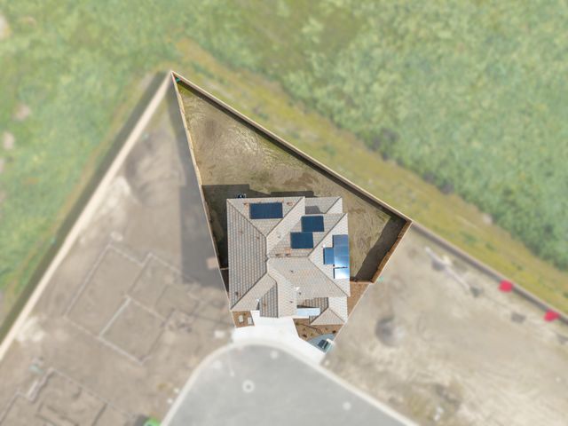 1842 Berlin Court W, Tulare, CA 93274