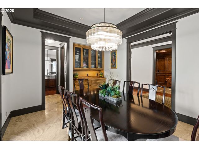 100 3RD St, Lake Oswego, OR 97034