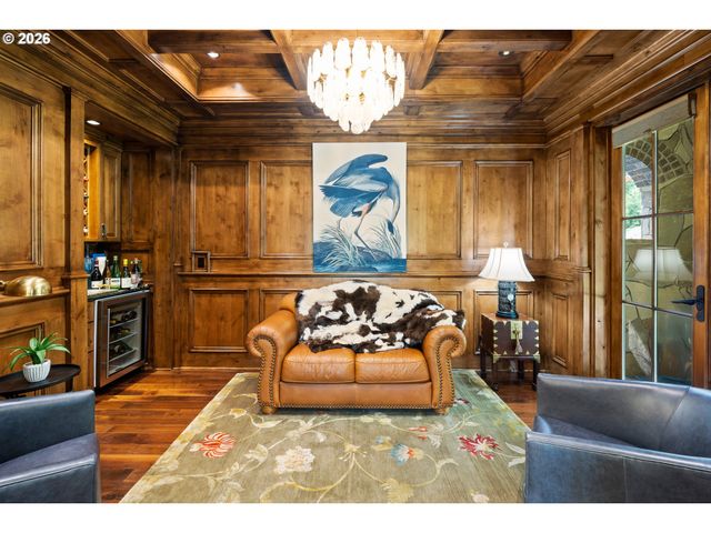 100 3RD St, Lake Oswego, OR 97034