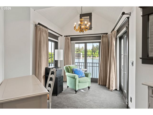 100 3RD St, Lake Oswego, OR 97034