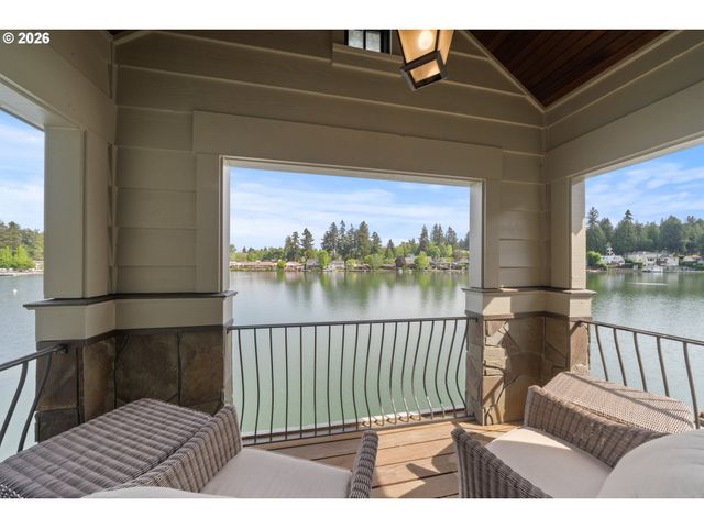 100 3RD St, Lake Oswego, OR 97034