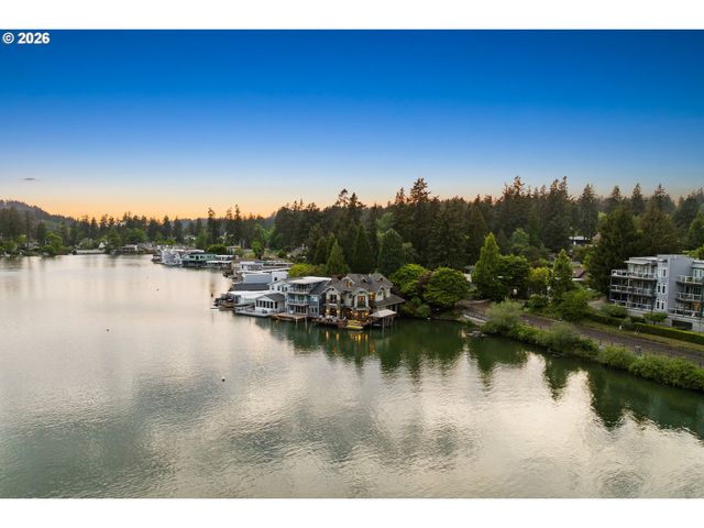 100 3RD St, Lake Oswego, OR 97034