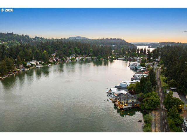 100 3RD St, Lake Oswego, OR 97034
