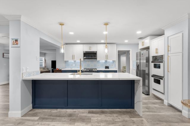 1852 NW 82ND Avenue, Coral Springs, FL 33071
