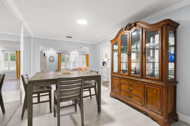 1852 NW 82ND Avenue, Coral Springs, FL 33071