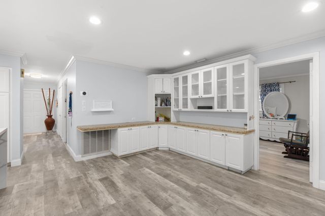 1852 NW 82ND Avenue, Coral Springs, FL 33071