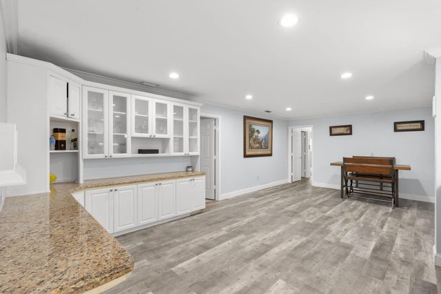 1852 NW 82ND Avenue, Coral Springs, FL 33071