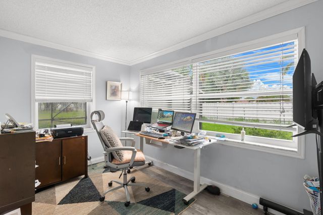 1852 NW 82ND Avenue, Coral Springs, FL 33071