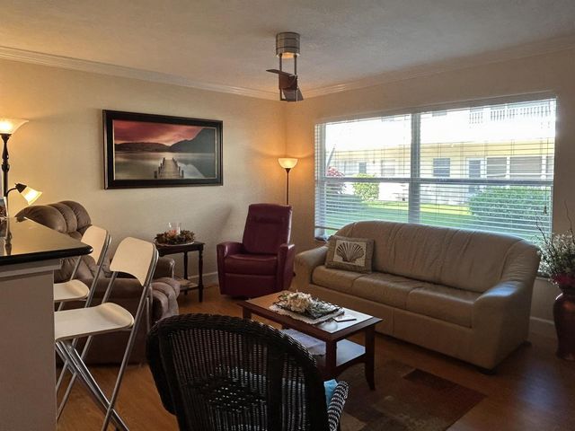 638 Snug Harbor Drive E6, Boynton Beach, FL 33435
