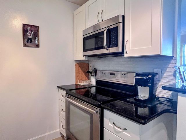 638 Snug Harbor Drive E6, Boynton Beach, FL 33435