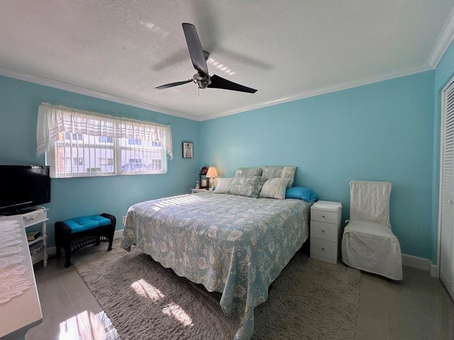 638 Snug Harbor Drive E6, Boynton Beach, FL 33435