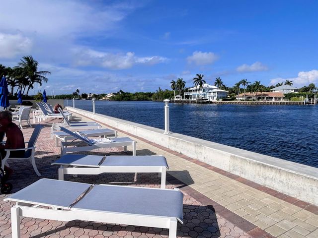 638 Snug Harbor Drive E6, Boynton Beach, FL 33435