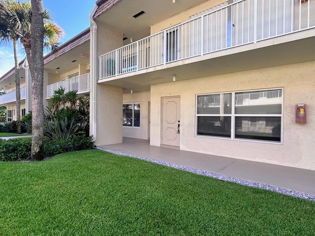 638 Snug Harbor Drive E6, Boynton Beach, FL 33435