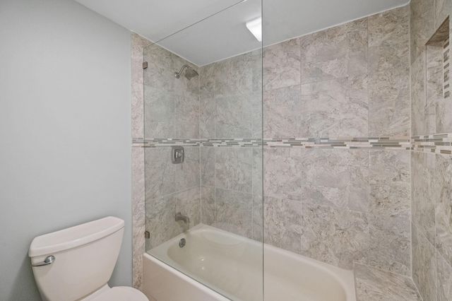 49 Briar Hollow Lane 401, Houston, TX 77027