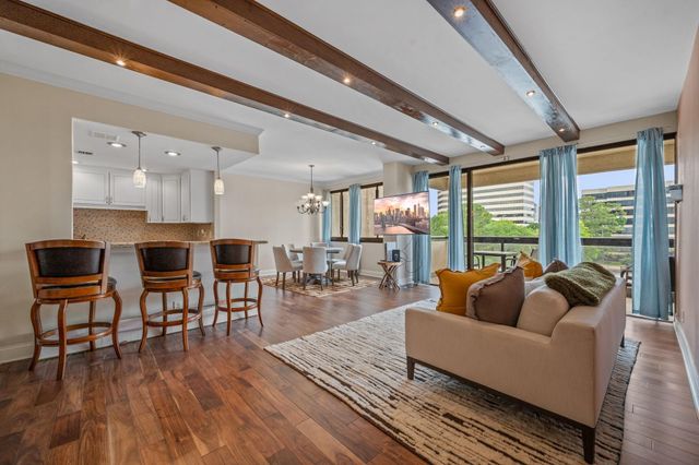49 Briar Hollow Lane 401, Houston, TX 77027