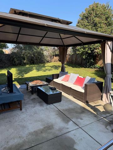 80 Loma Vista Way, Pittsburg, CA 94565