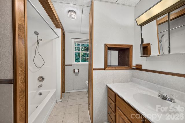 247 Spring Shore Road, Statesville, NC 28677