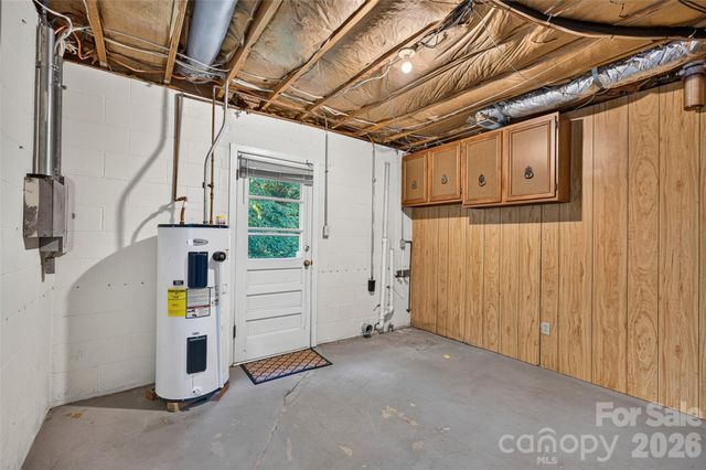247 Spring Shore Road, Statesville, NC 28677